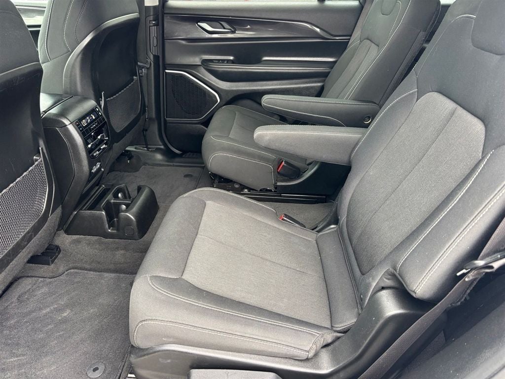 2021 Jeep Grand Cherokee L Laredo