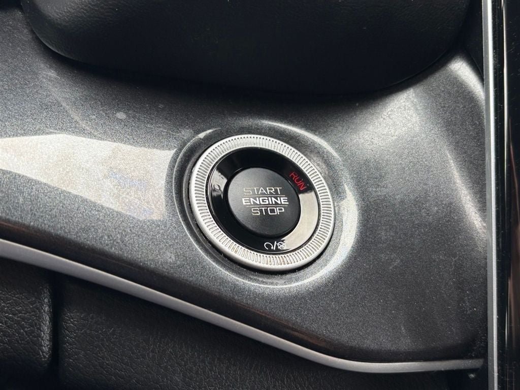 2021 Jeep Grand Cherokee L Laredo