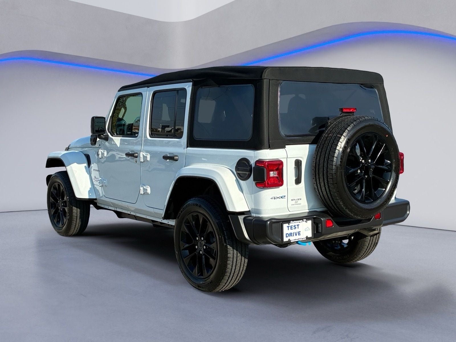 2024 Jeep Wrangler Sahara 4xe