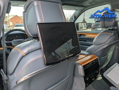 2023 Jeep Grand Wagoneer L Series III