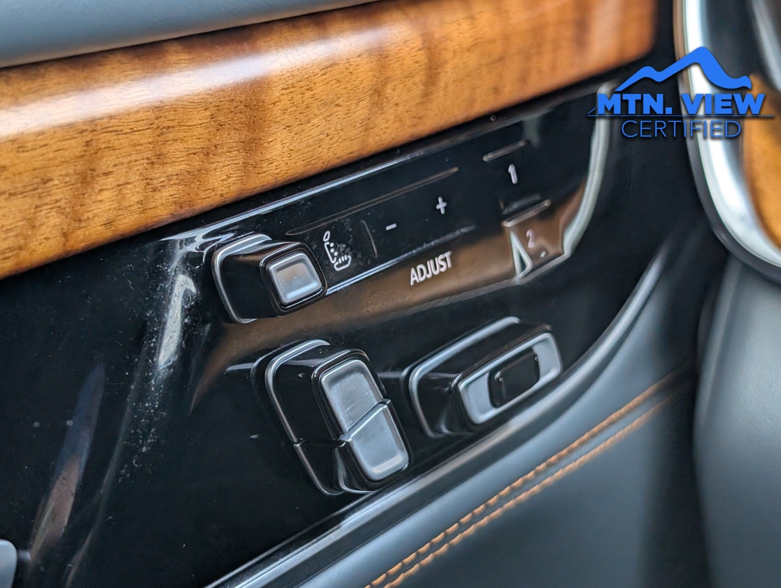 2023 Jeep Grand Wagoneer L Series III