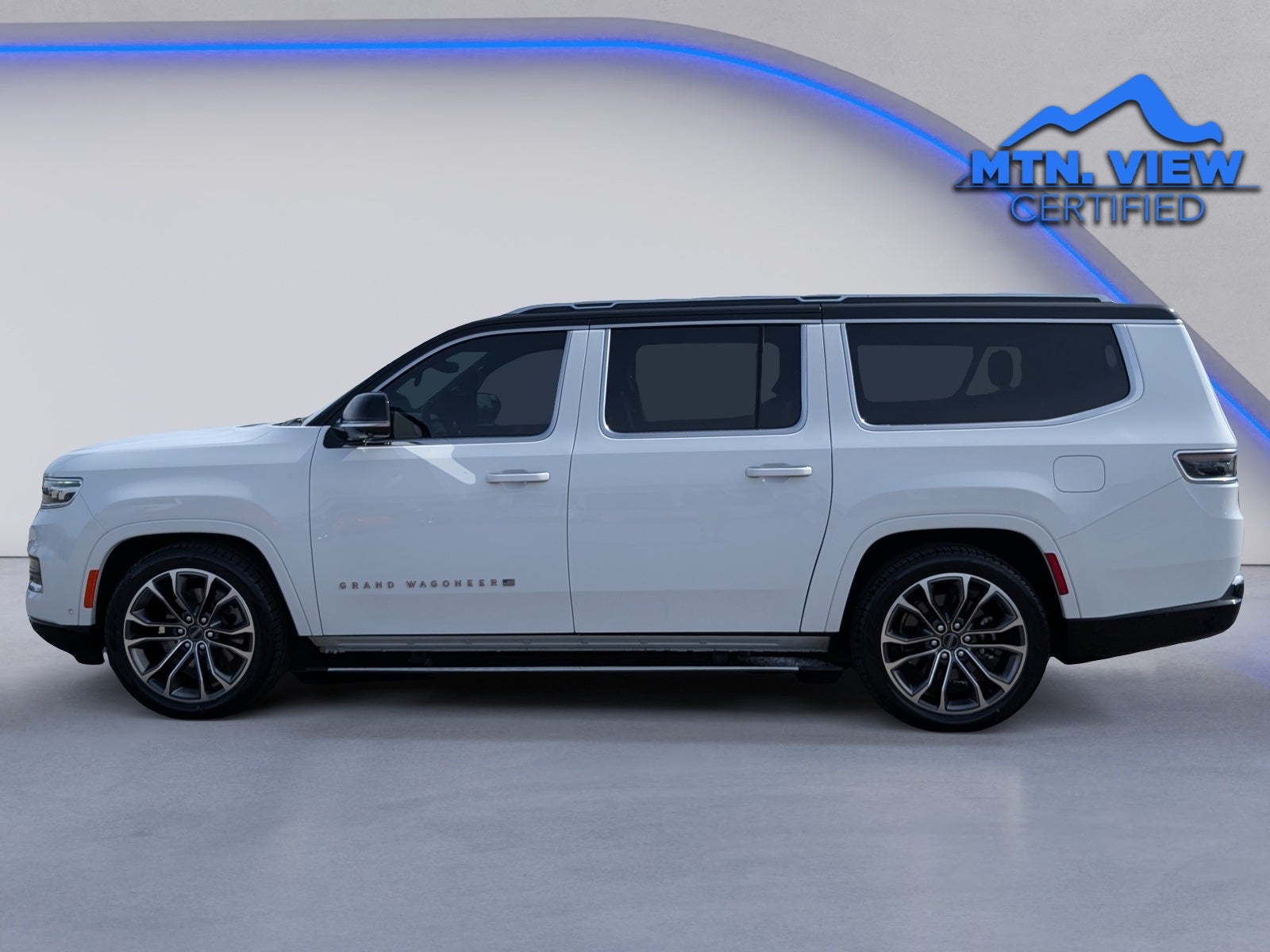 2023 Jeep Grand Wagoneer L Series III