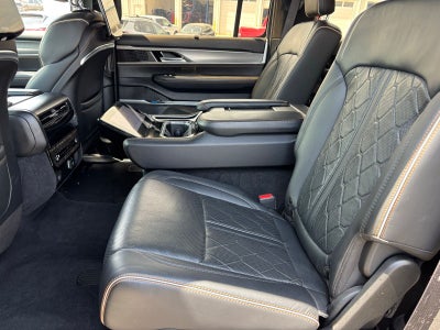 2023 Jeep Grand Wagoneer L Series III