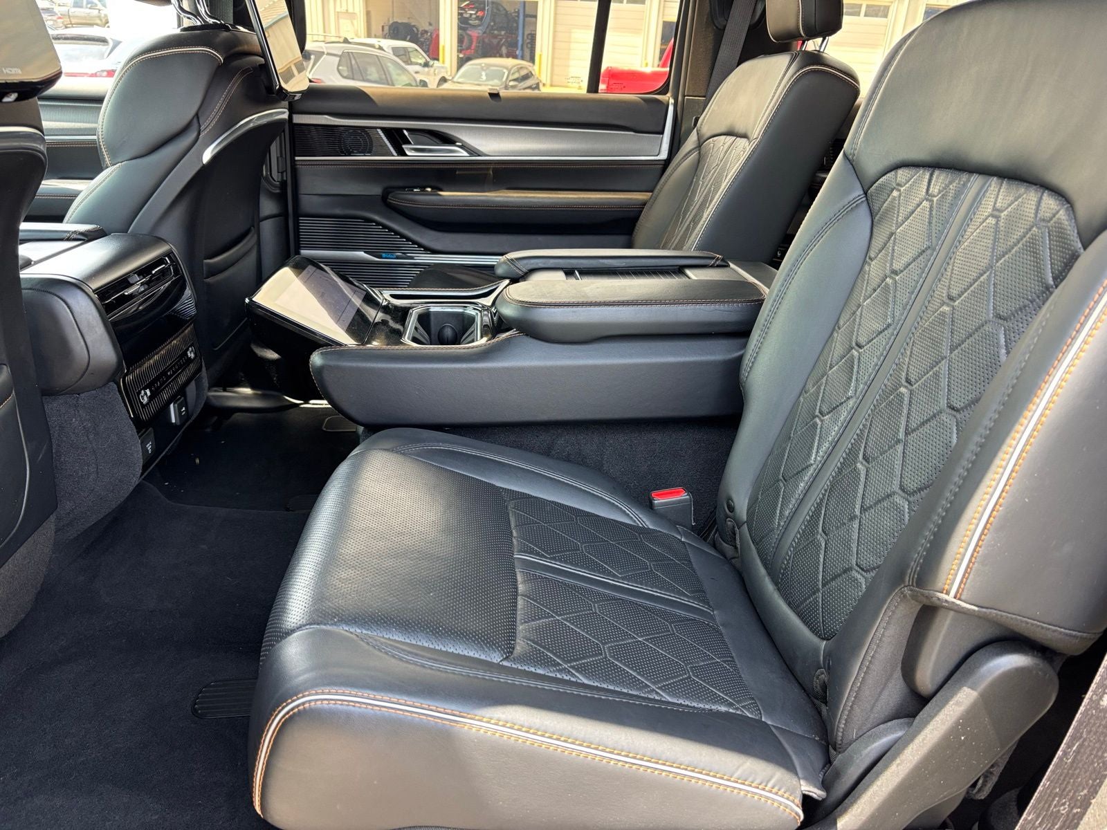 2023 Jeep Grand Wagoneer L Series III