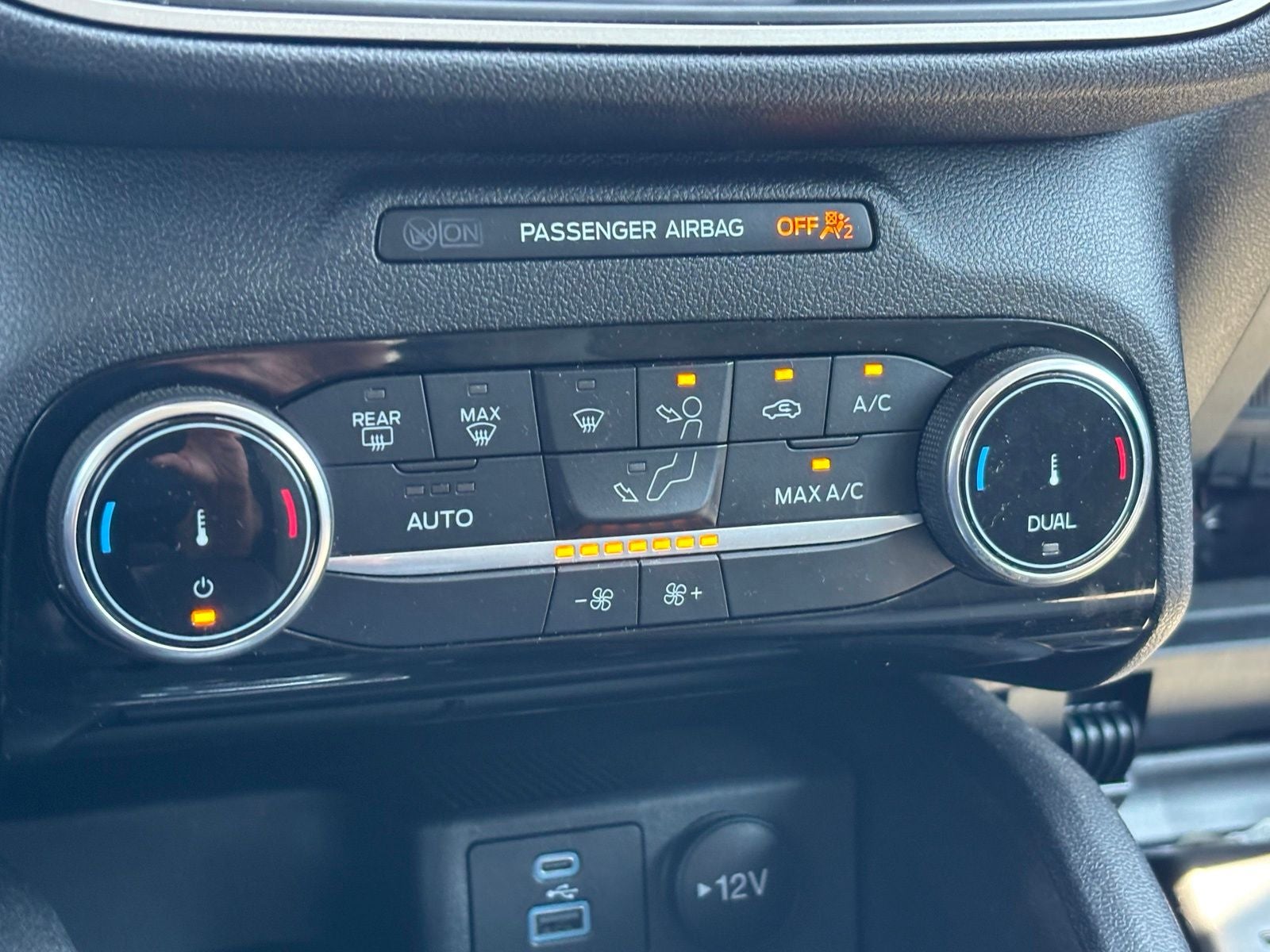 2022 Ford Escape Plug-In Hybrid SE