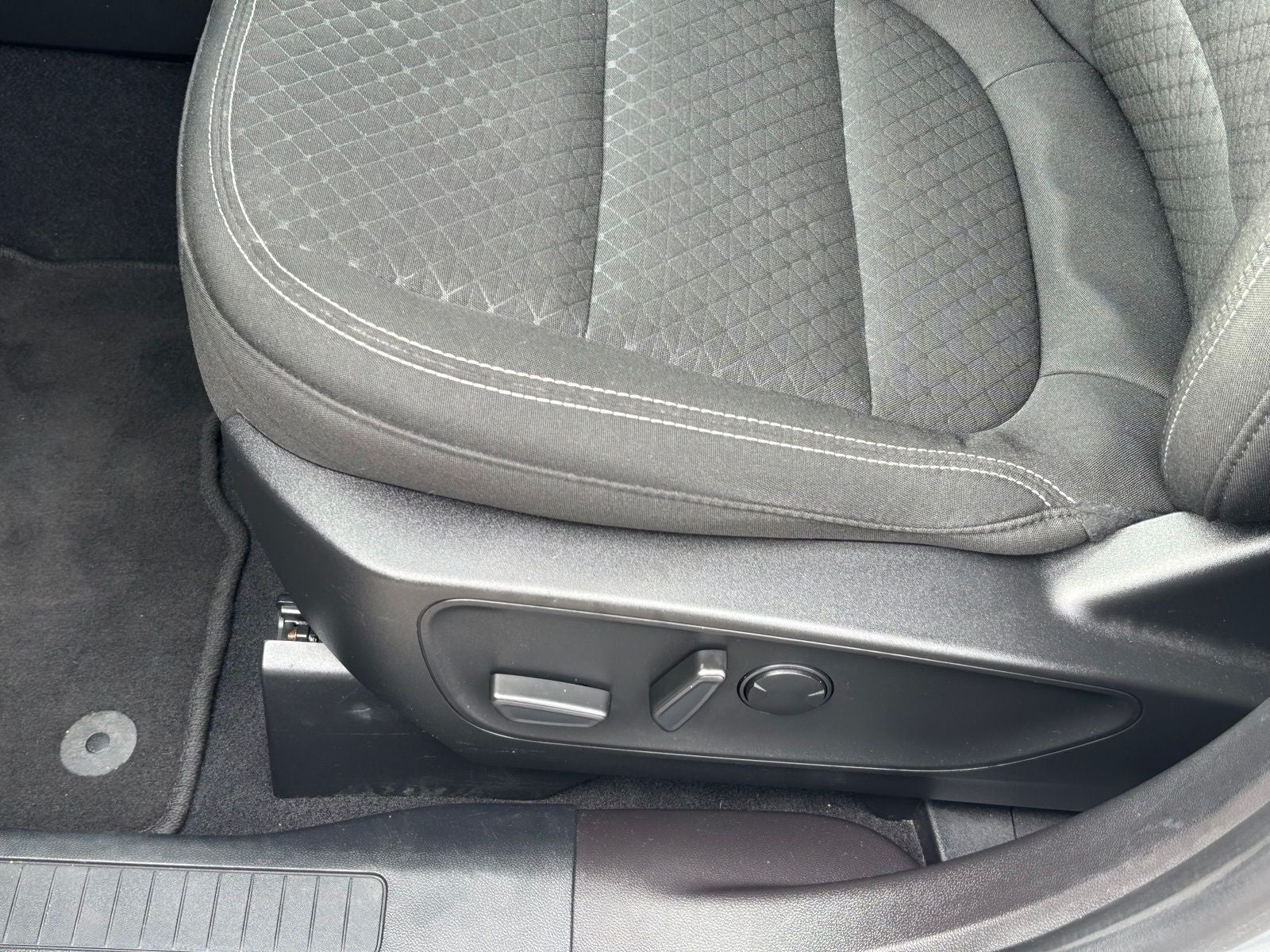 2023 Ford Escape Hybrid Active