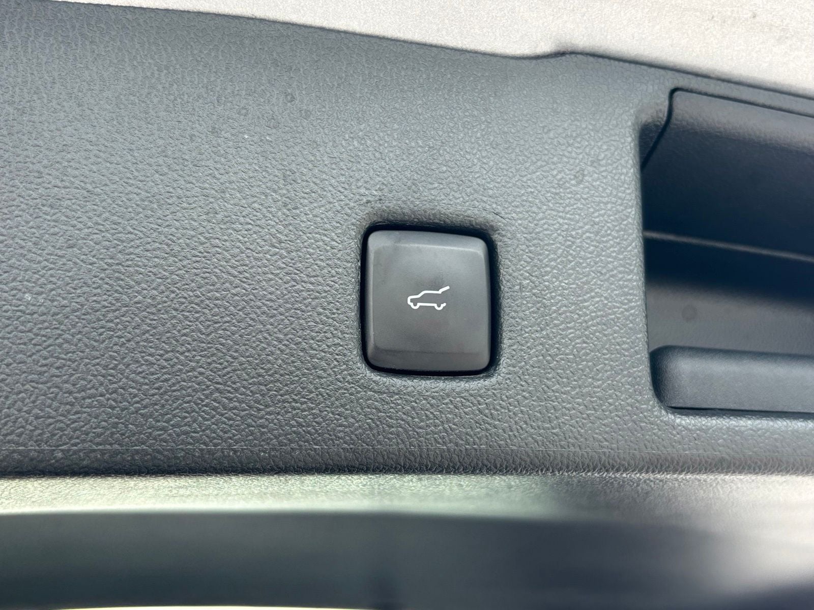 2023 Ford Escape Hybrid Active