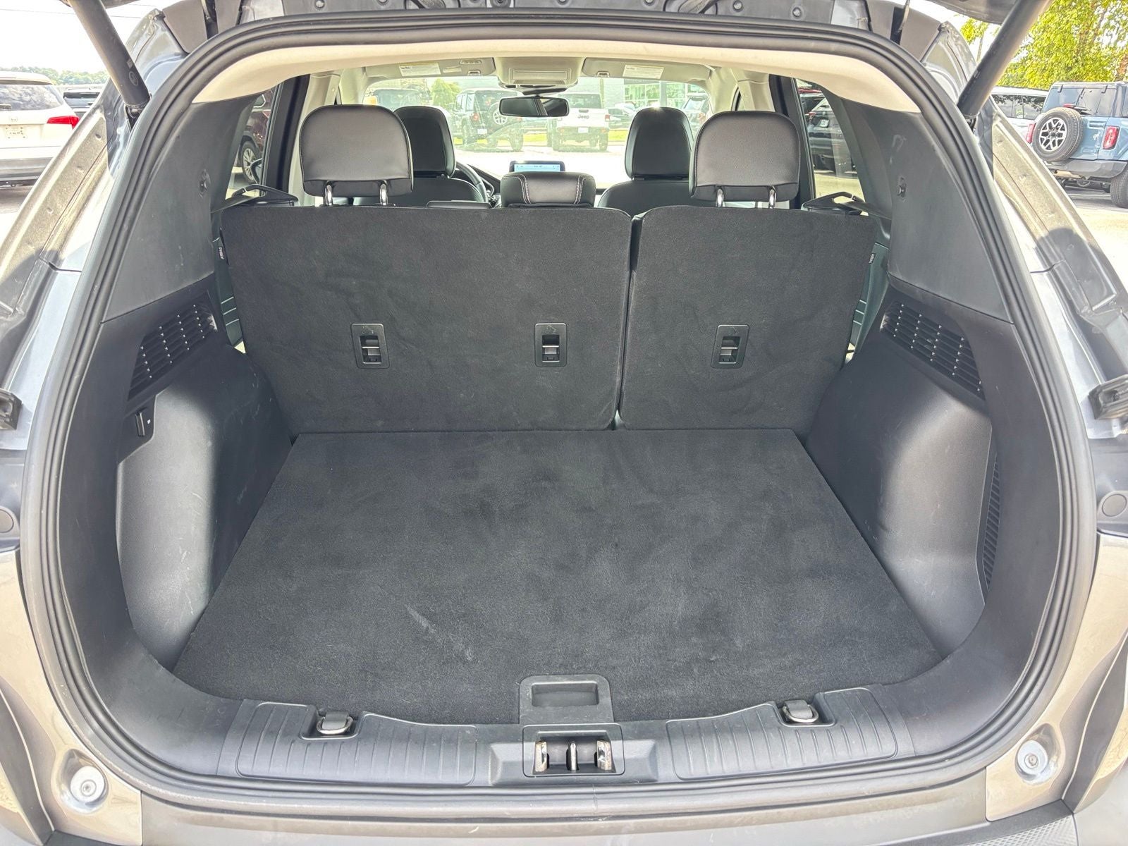 2022 Ford Escape Hybrid Titanium