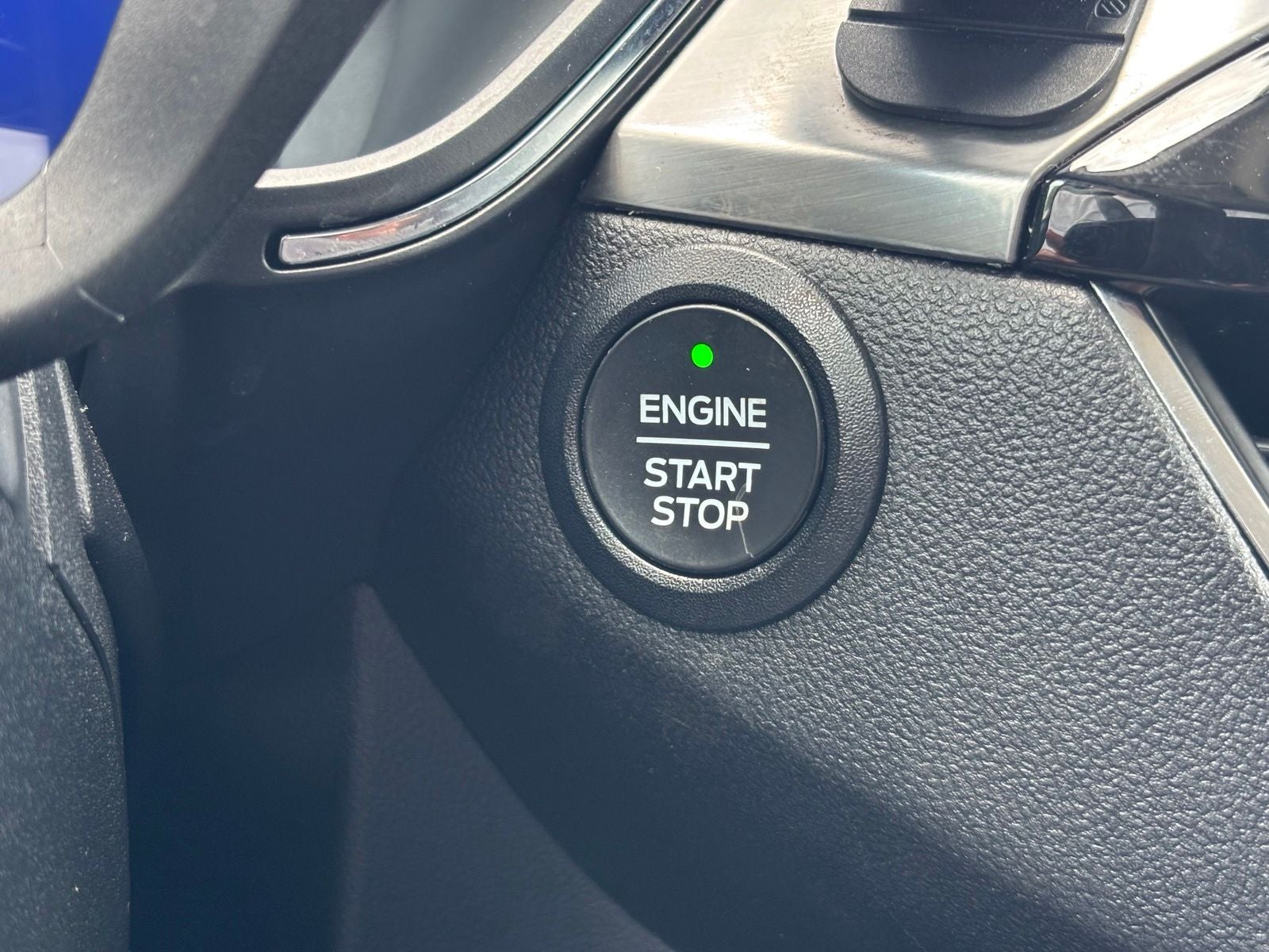 2022 Ford Escape Hybrid Titanium