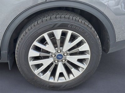 2022 Ford Escape Hybrid Titanium