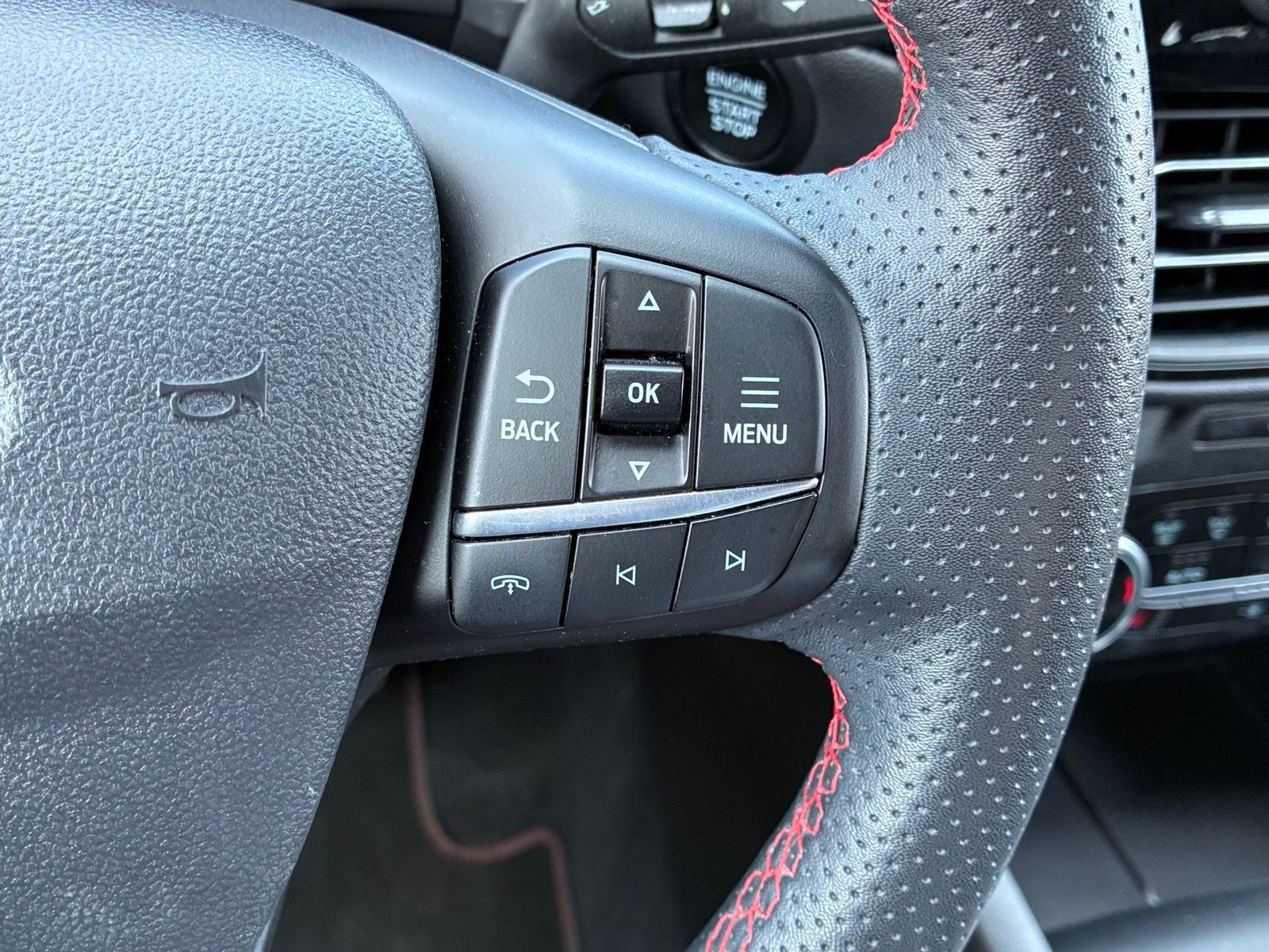 2023 Ford Escape Hybrid ST-Line Select
