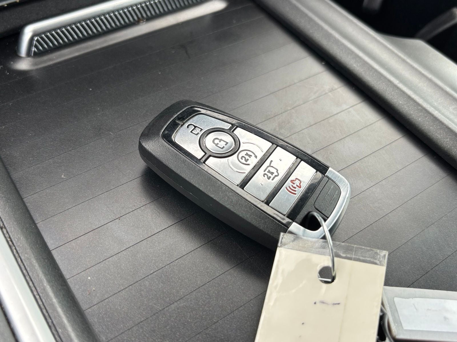 2025 Ford Expedition Active - Photo 26