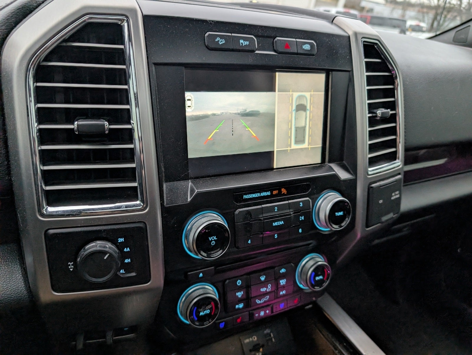 2015 Ford F-150 Platinum