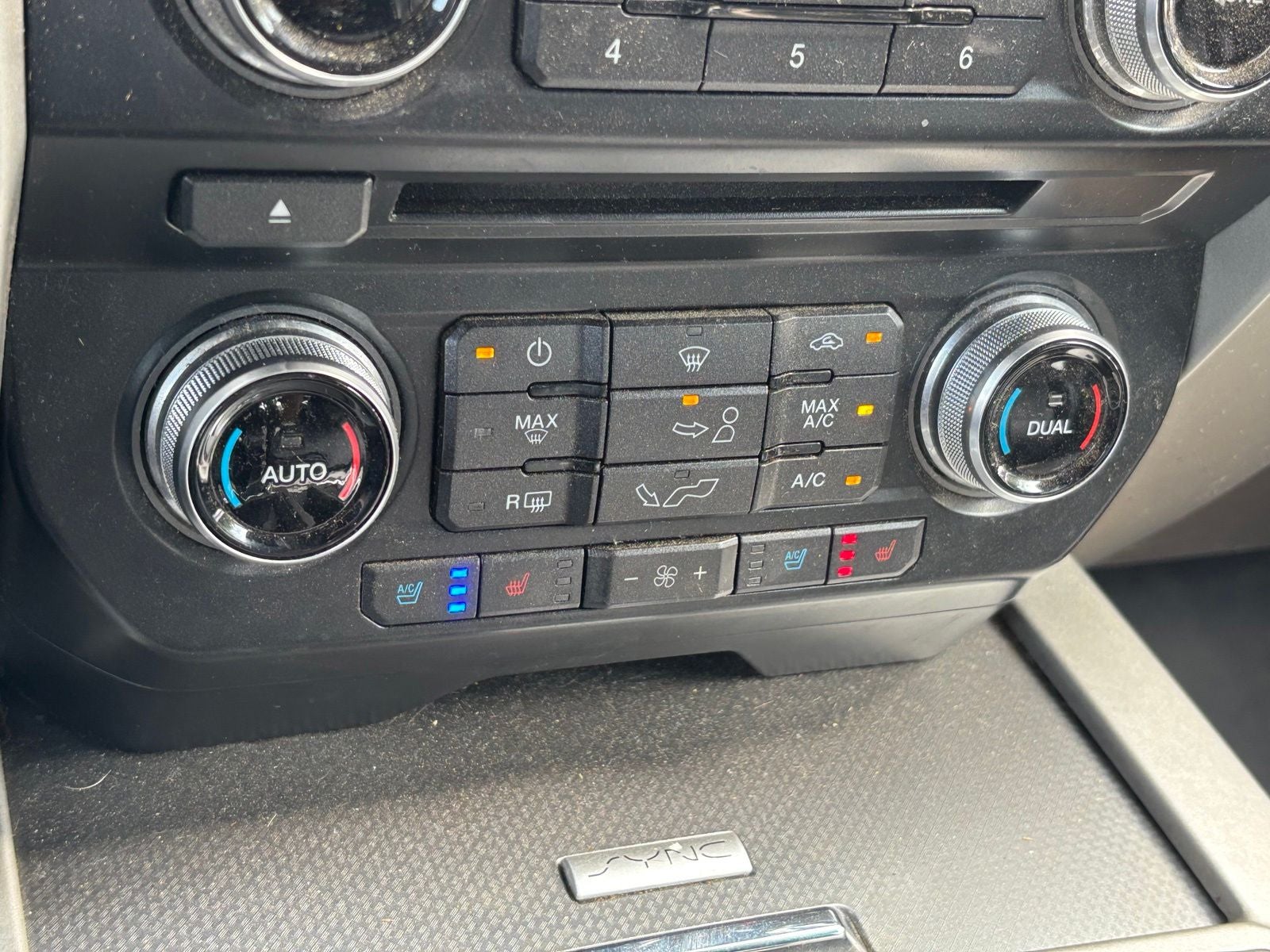 2016 Ford F-150 Lariat