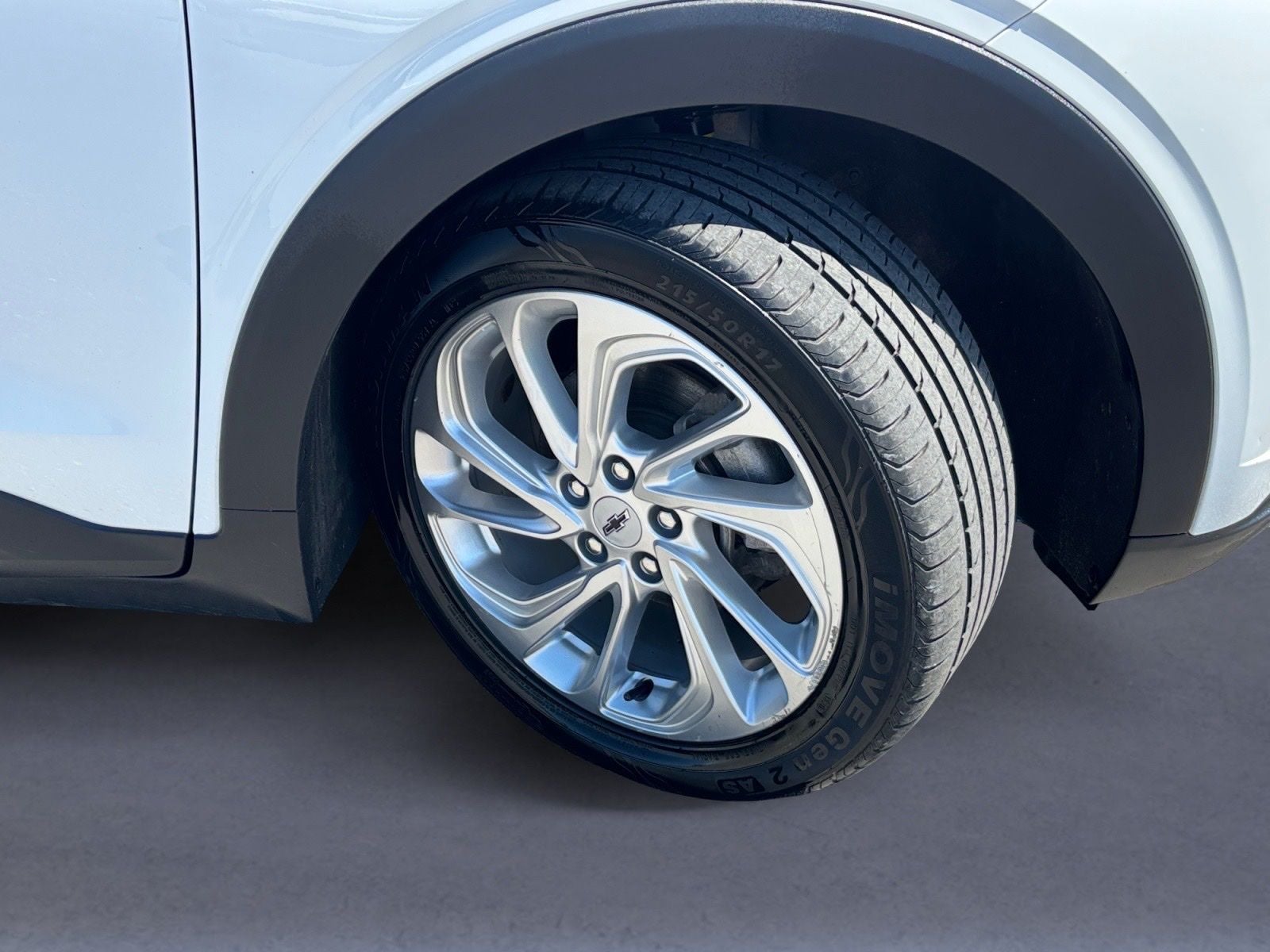 2023 Chevrolet Bolt EUV LT