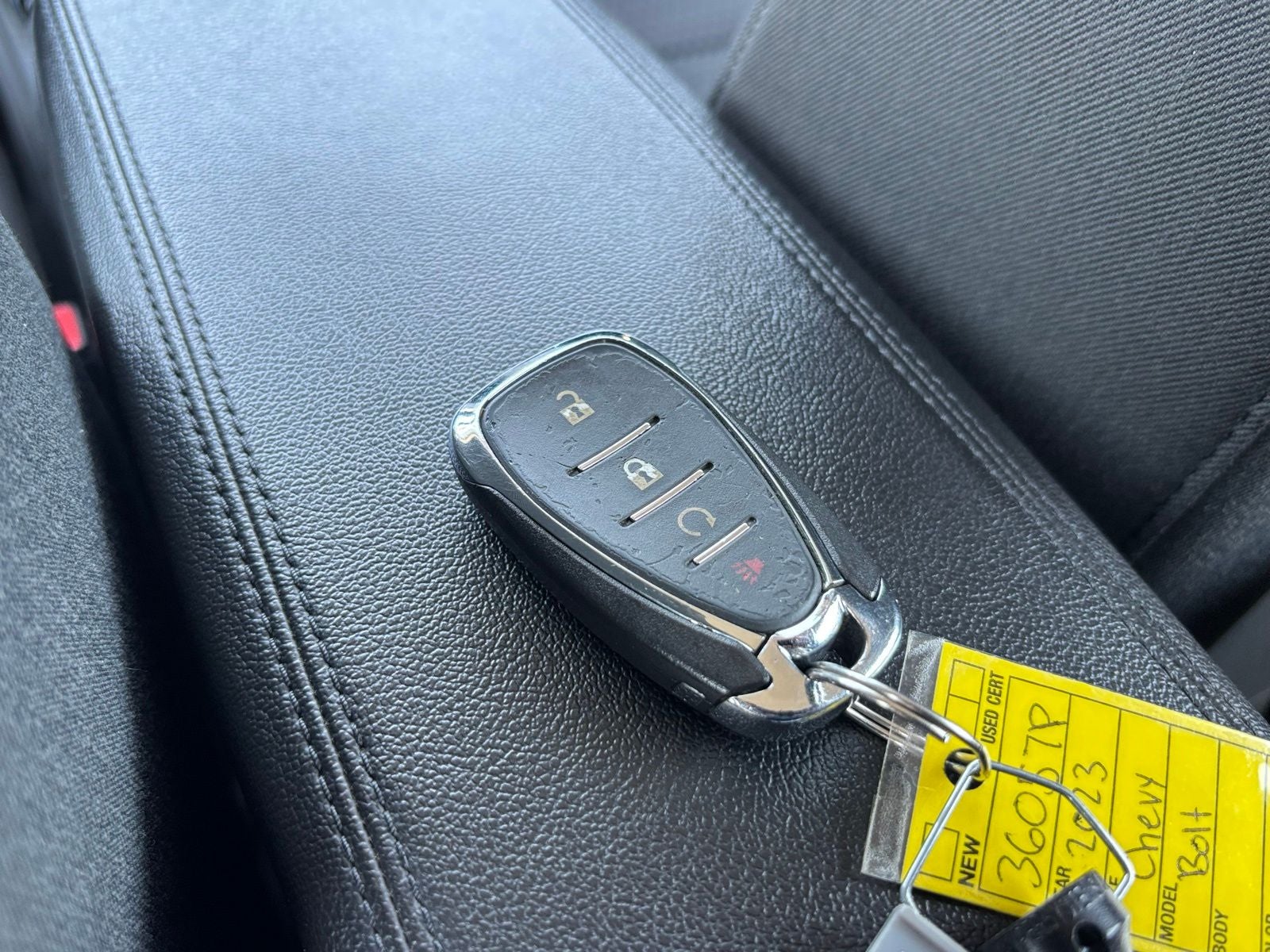 2023 Chevrolet Bolt EUV LT