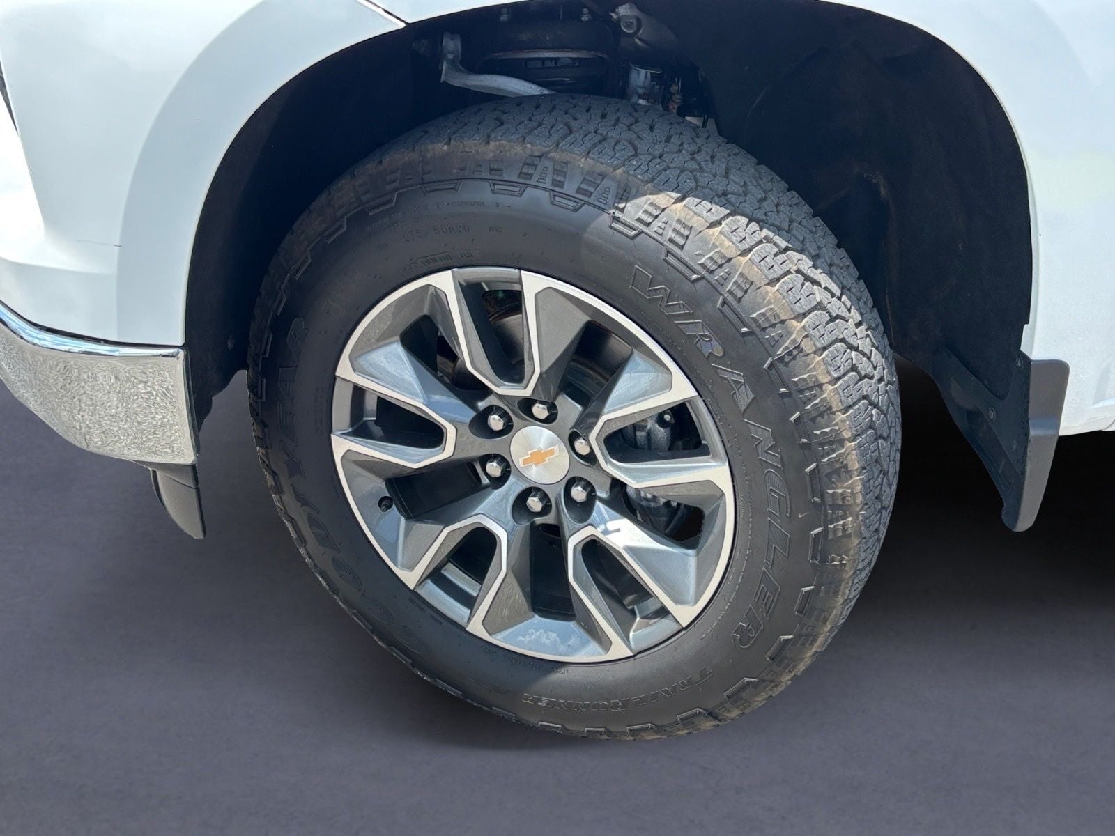 2024 Chevrolet Silverado 1500 LT LT1