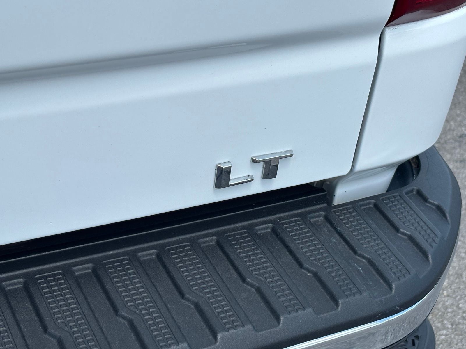 2024 Chevrolet Silverado 1500 LT LT1