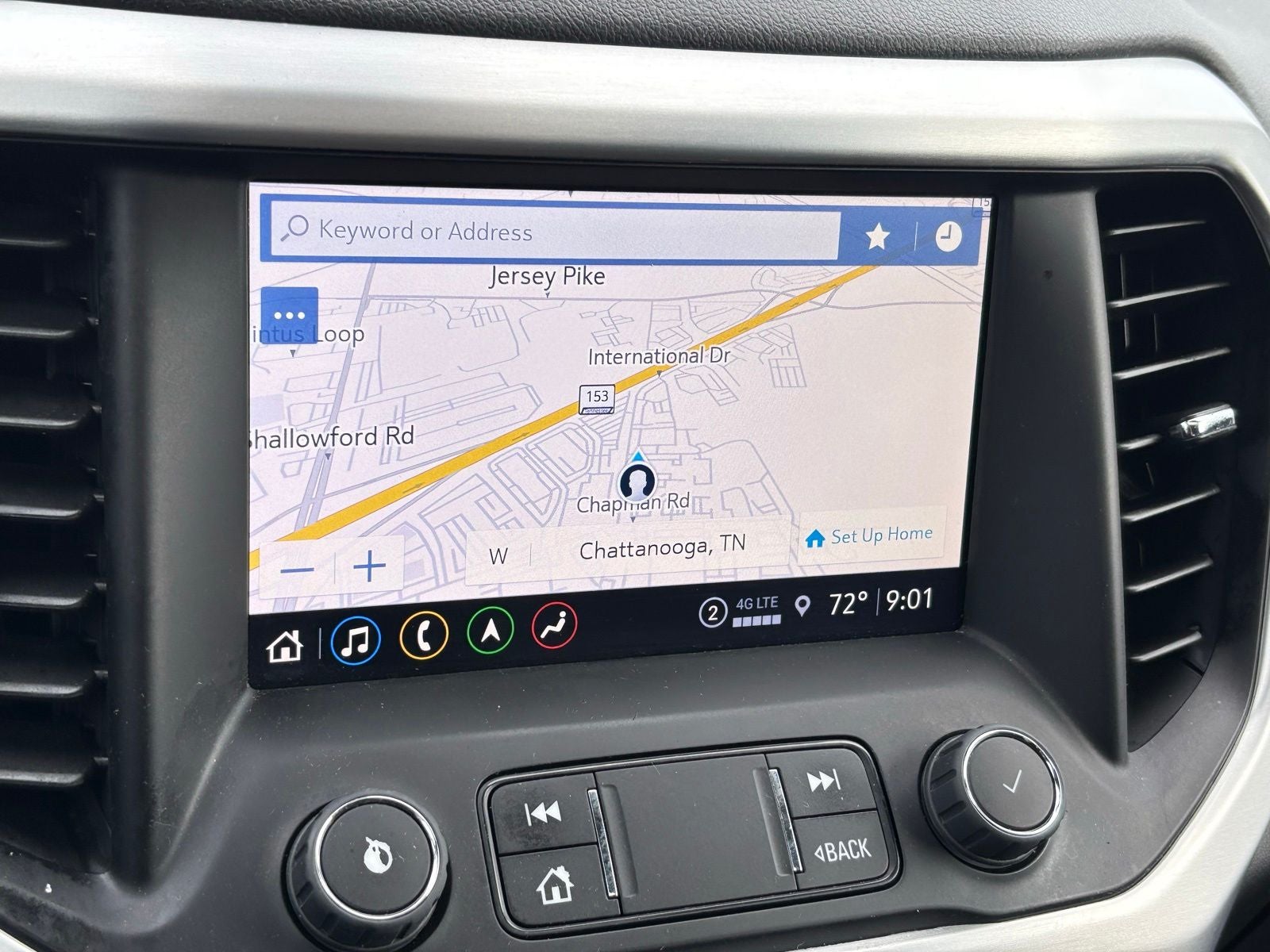 2022 GMC Acadia SLE