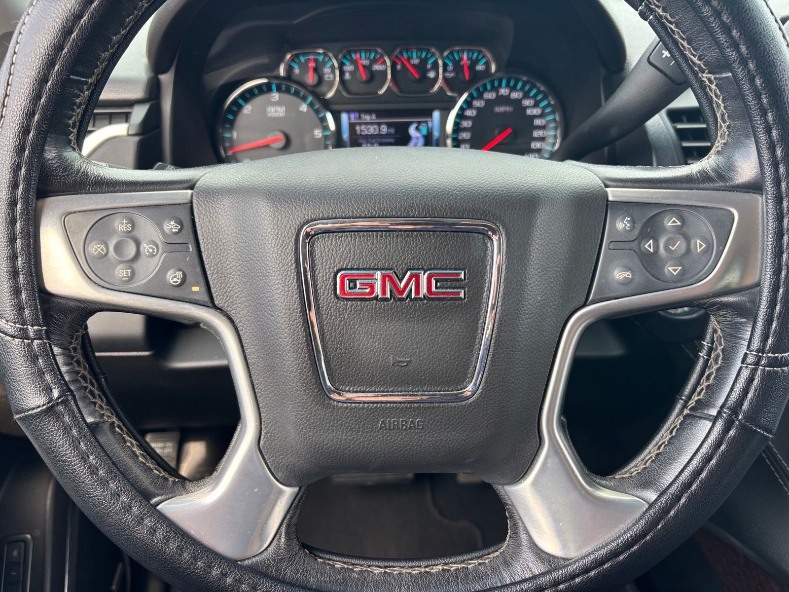 2019 GMC Yukon XL SLT