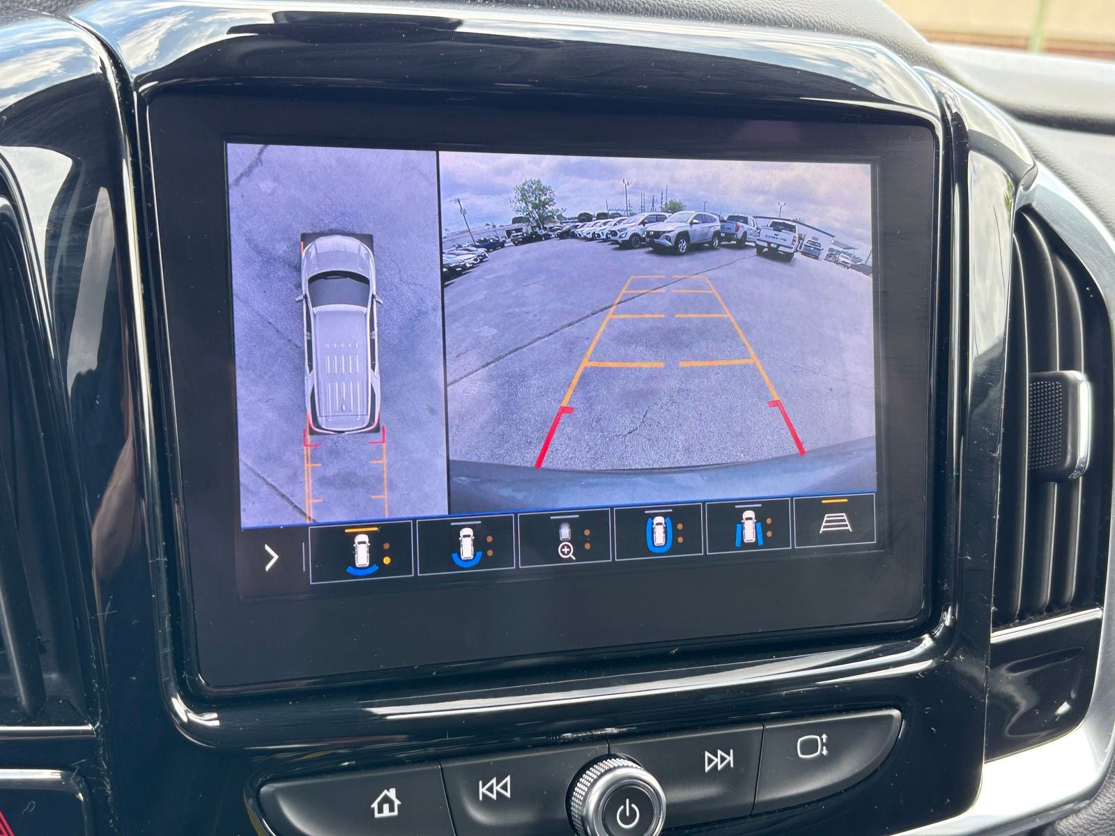 2020 Chevrolet Traverse RS