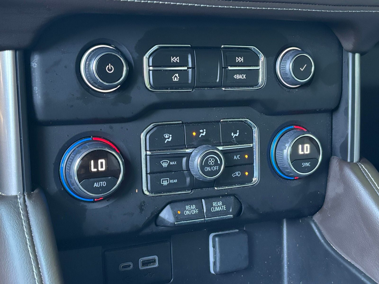2024 Chevrolet Tahoe LS