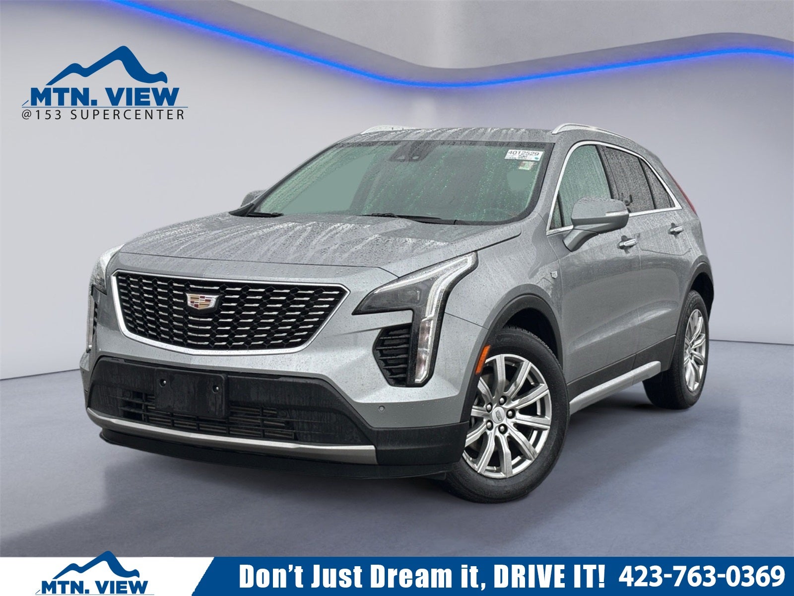 2023 Cadillac XT4 Premium Luxury