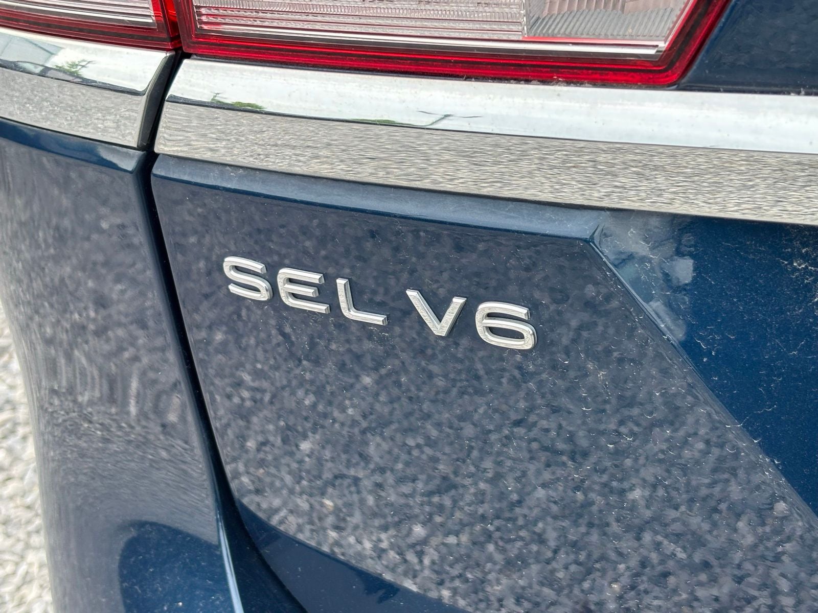 2022 Volkswagen Atlas 3.6L V6 SEL R-Line
