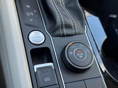 2022 Volkswagen Atlas 3.6L V6 SEL R-Line