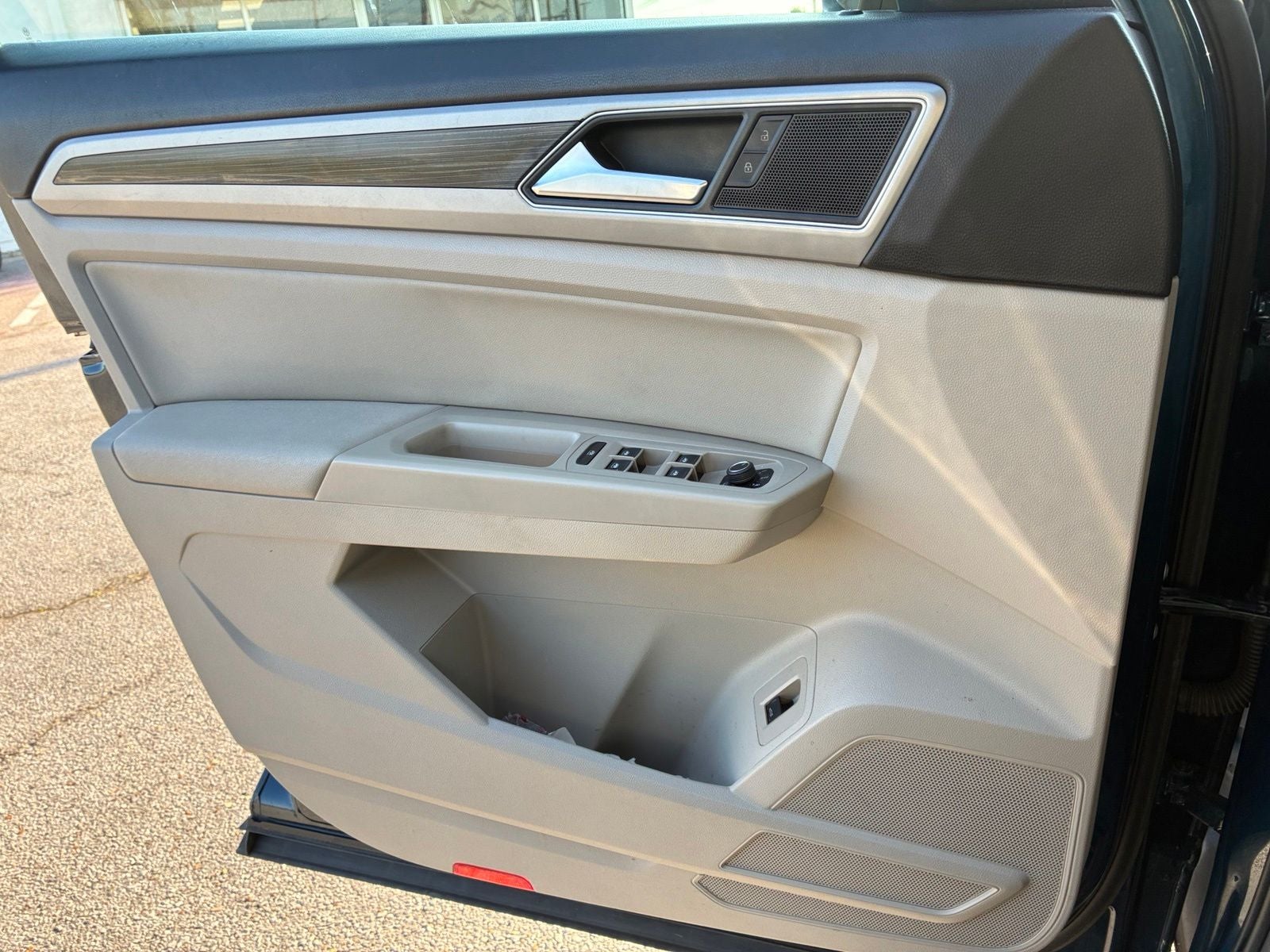 2018 Volkswagen Atlas 3.6L V6 SE w/Technology