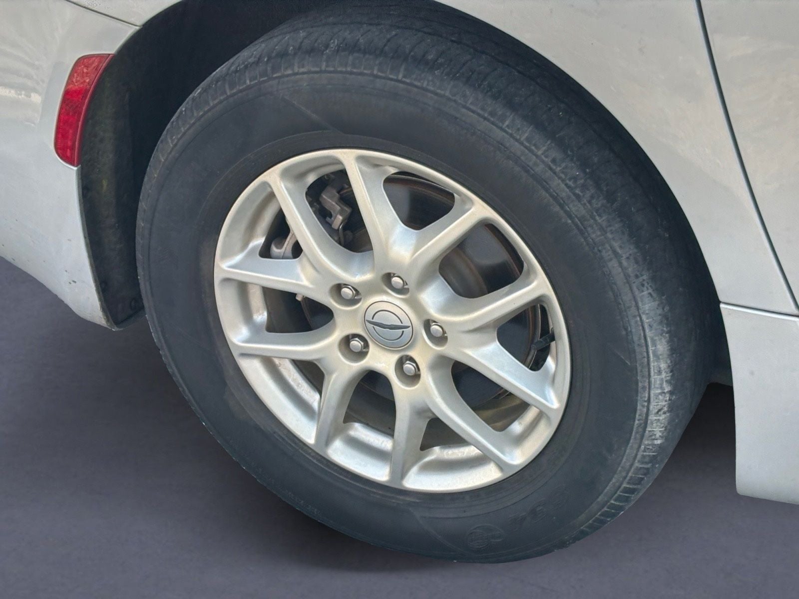 2022 Chrysler Voyager LX