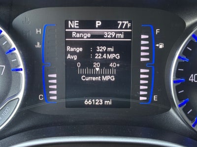 2022 Chrysler Voyager LX