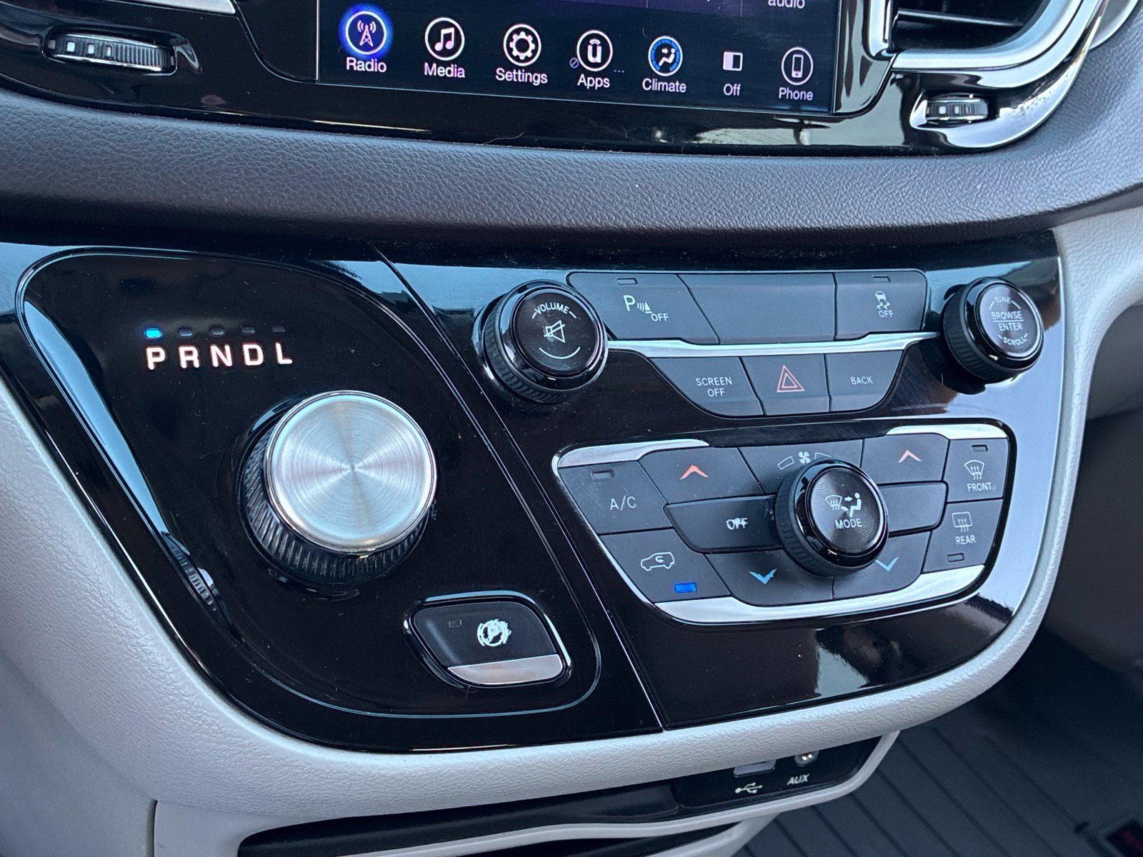 2017 Chrysler Pacifica Touring