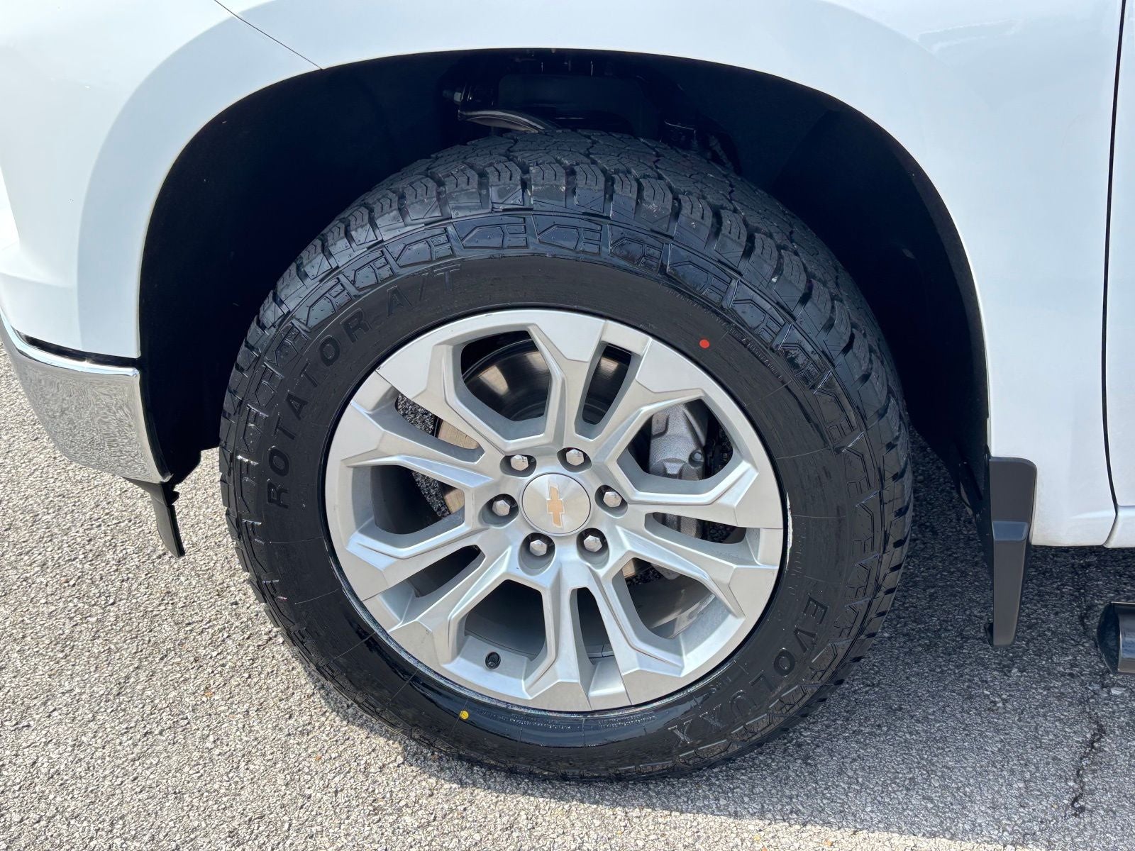 2025 Chevrolet Silverado 1500 LTZ