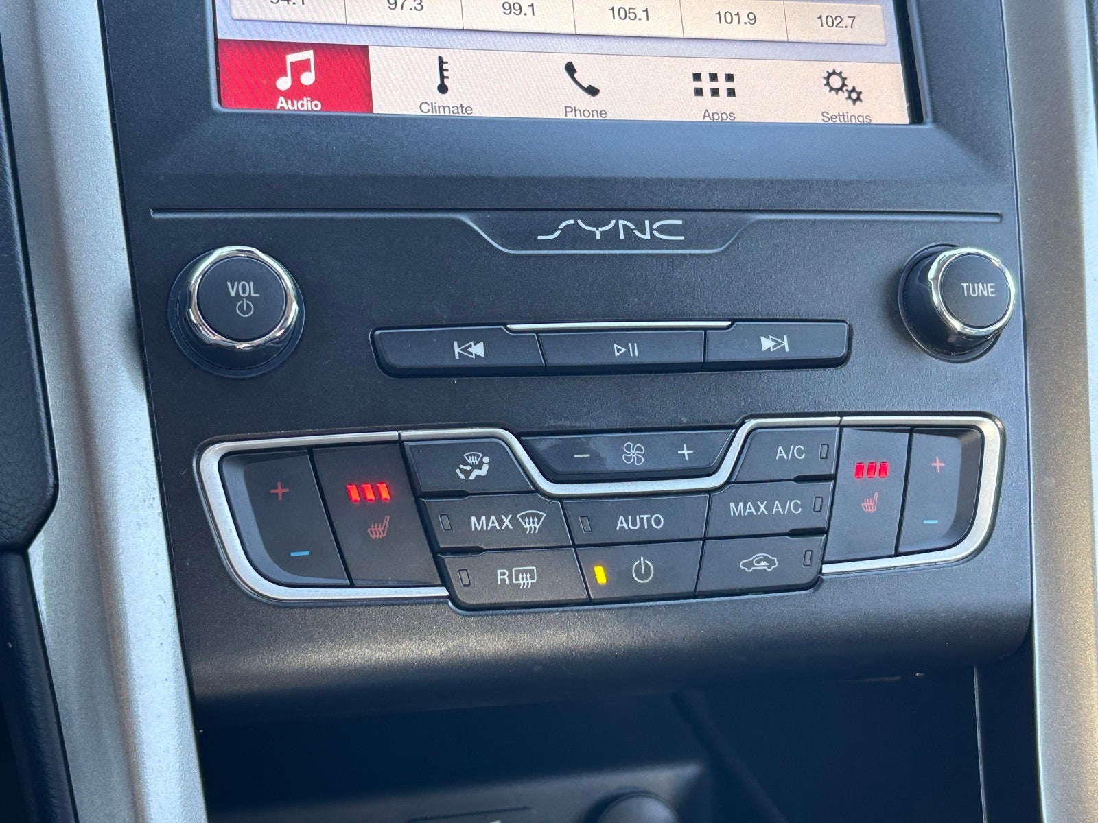 2019 Ford Fusion SEL