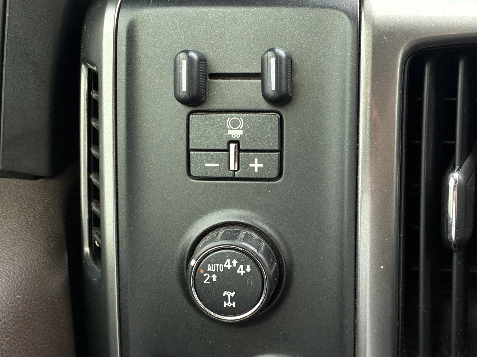 2017 Chevrolet Silverado 1500 LTZ 1LZ