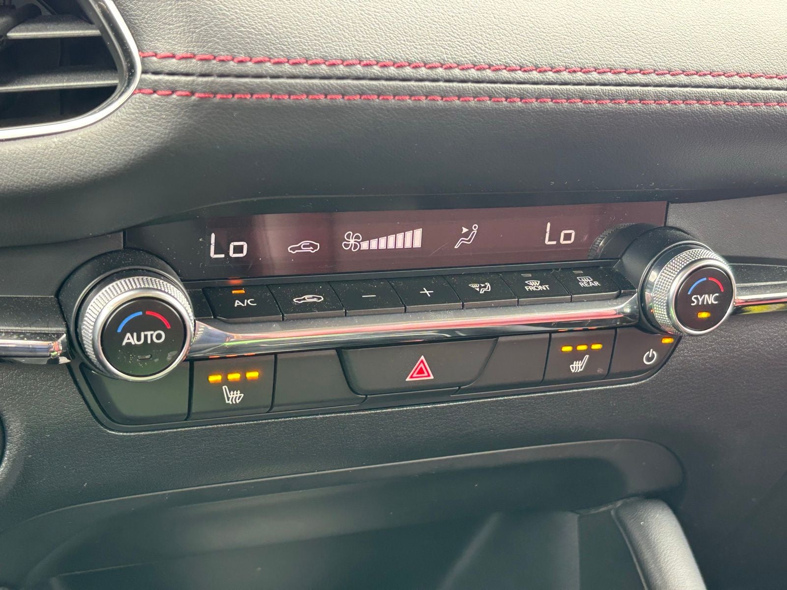 2025 Mazda Mazda3 2.5 S Carbon Edition