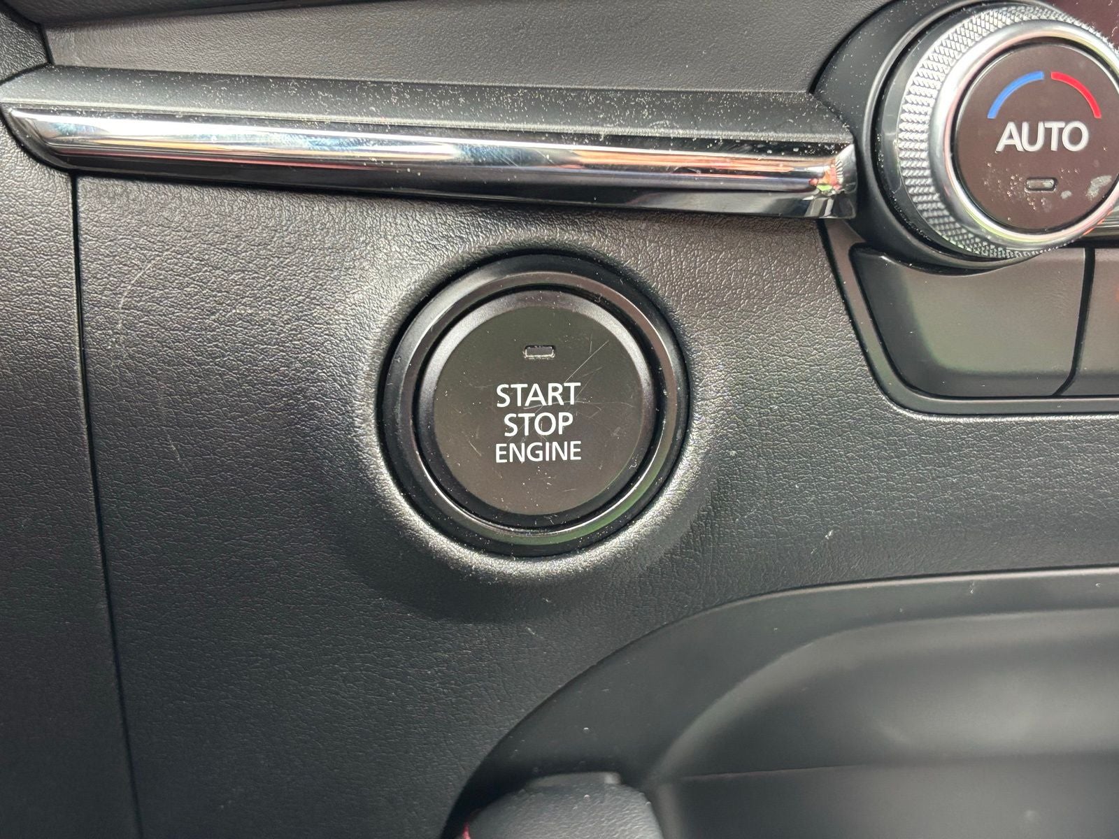 2025 Mazda Mazda3 2.5 S Carbon Edition