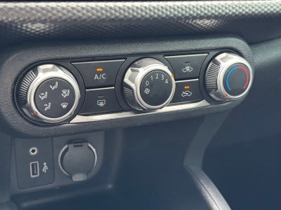 2020 Nissan Kicks S