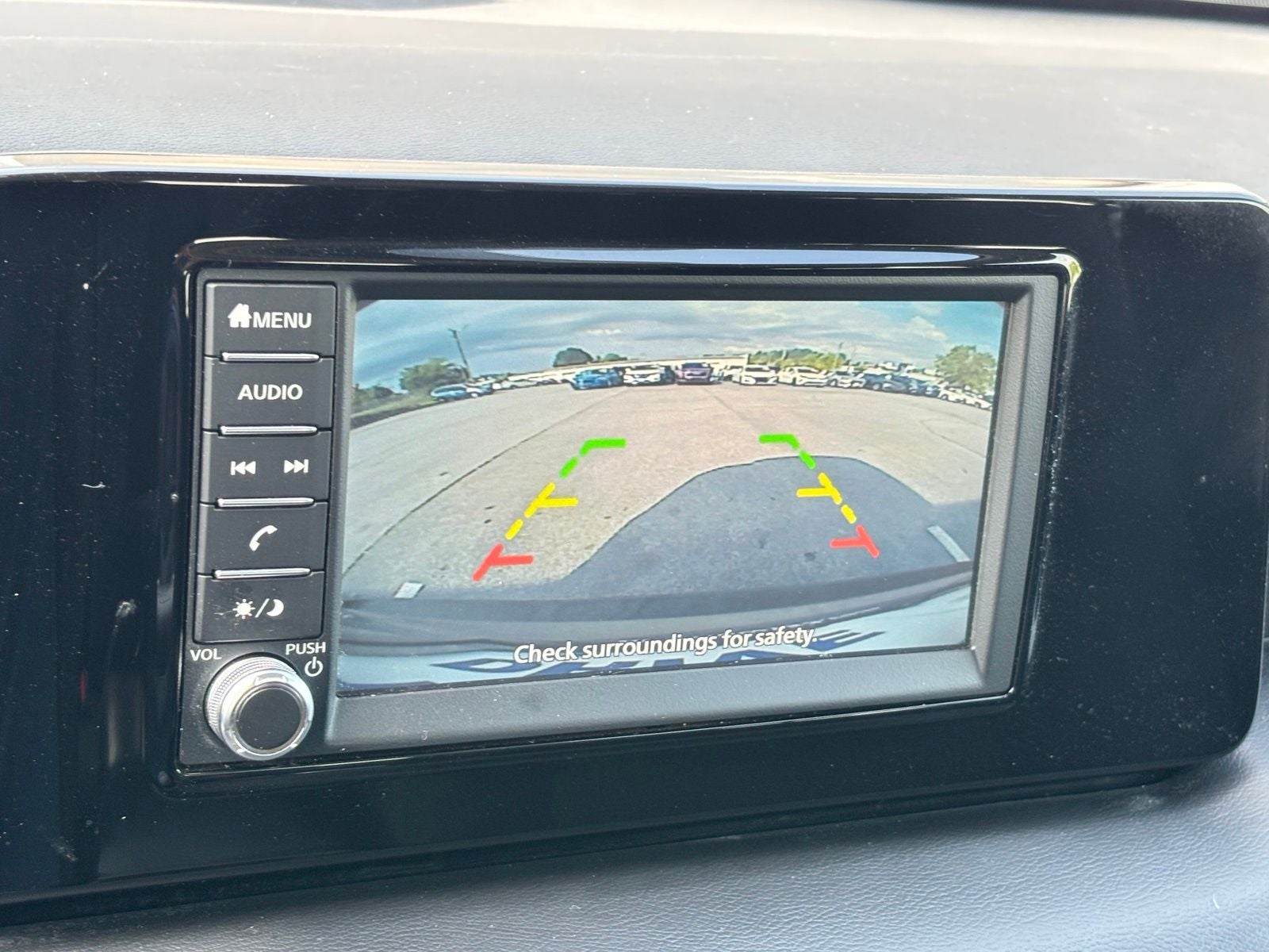 2025 Nissan Kicks S