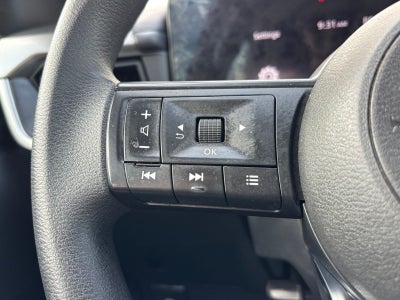 2025 Nissan Kicks S