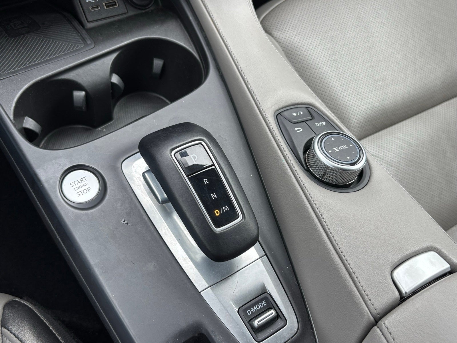 2024 INFINITI QX50 LUXE