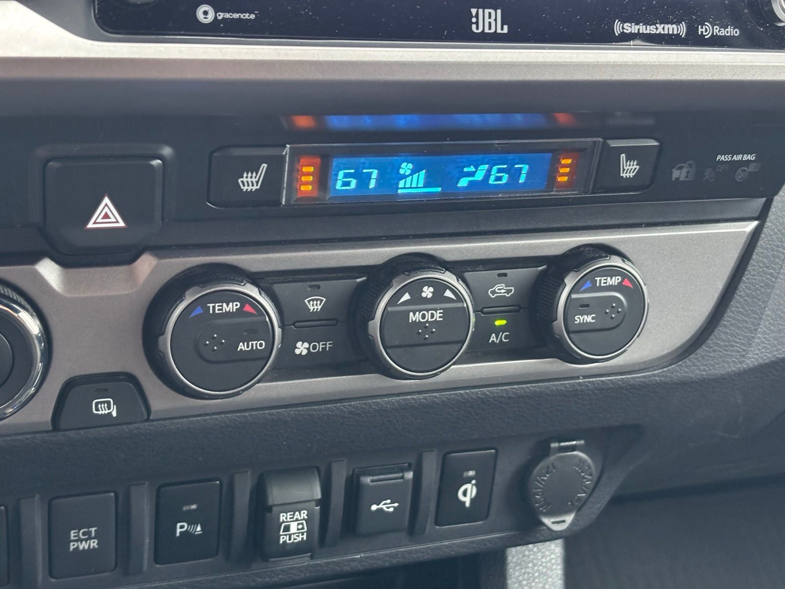 2022 Toyota Tacoma Limited V6