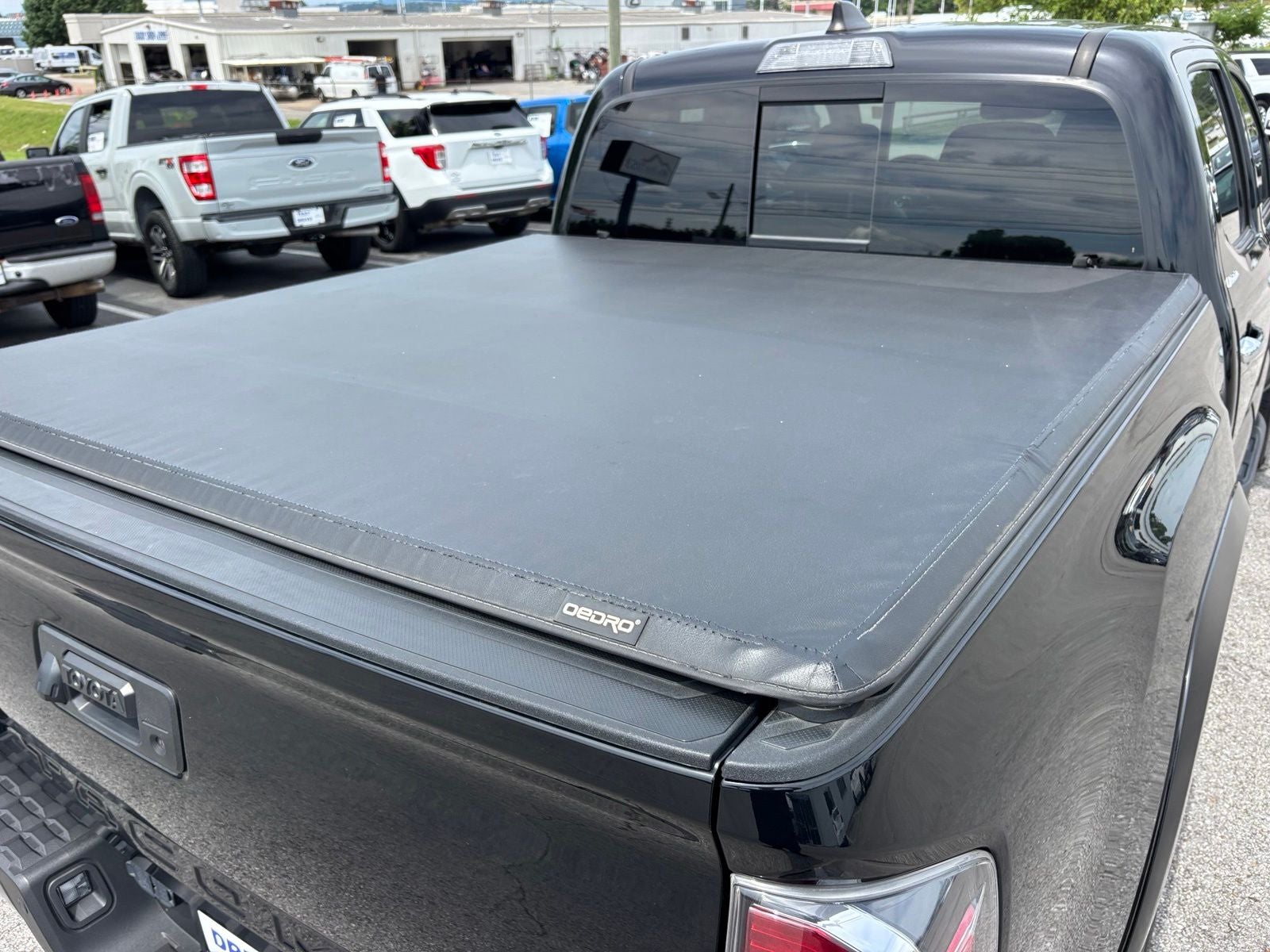 2022 Toyota Tacoma Limited V6