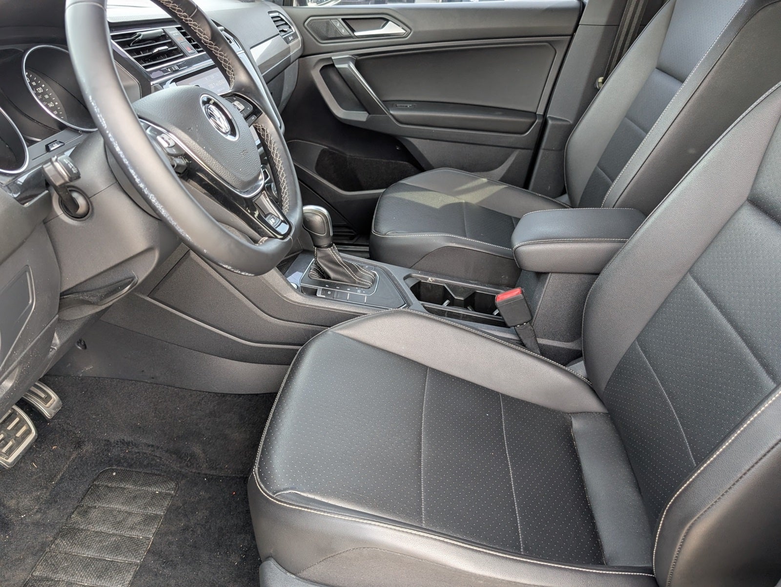 2021 Volkswagen Tiguan 2.0T SE R-Line Black