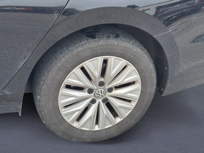 2019 Volkswagen Jetta Base