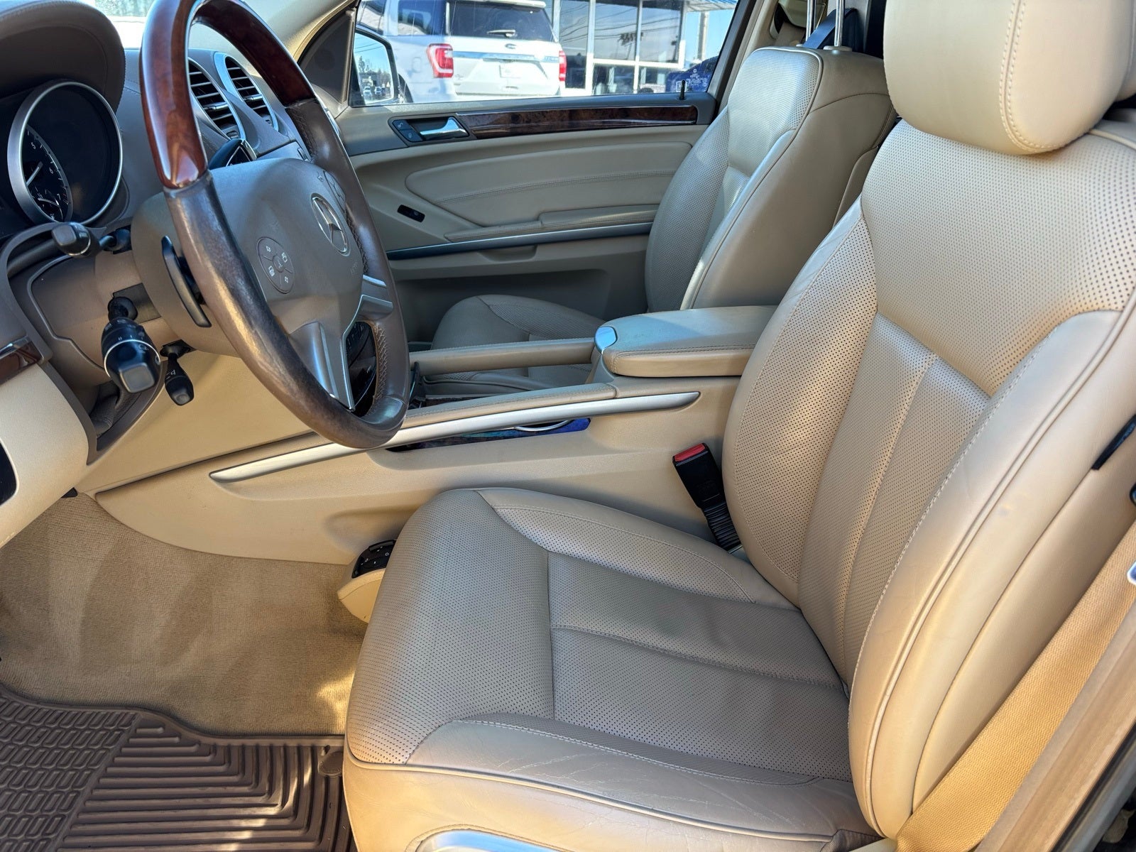 2011 Mercedes-Benz GL-Class GL 550 4MATIC®