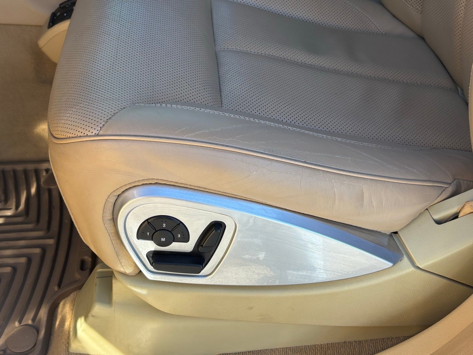 2011 Mercedes-Benz GL-Class GL 550 4MATIC®