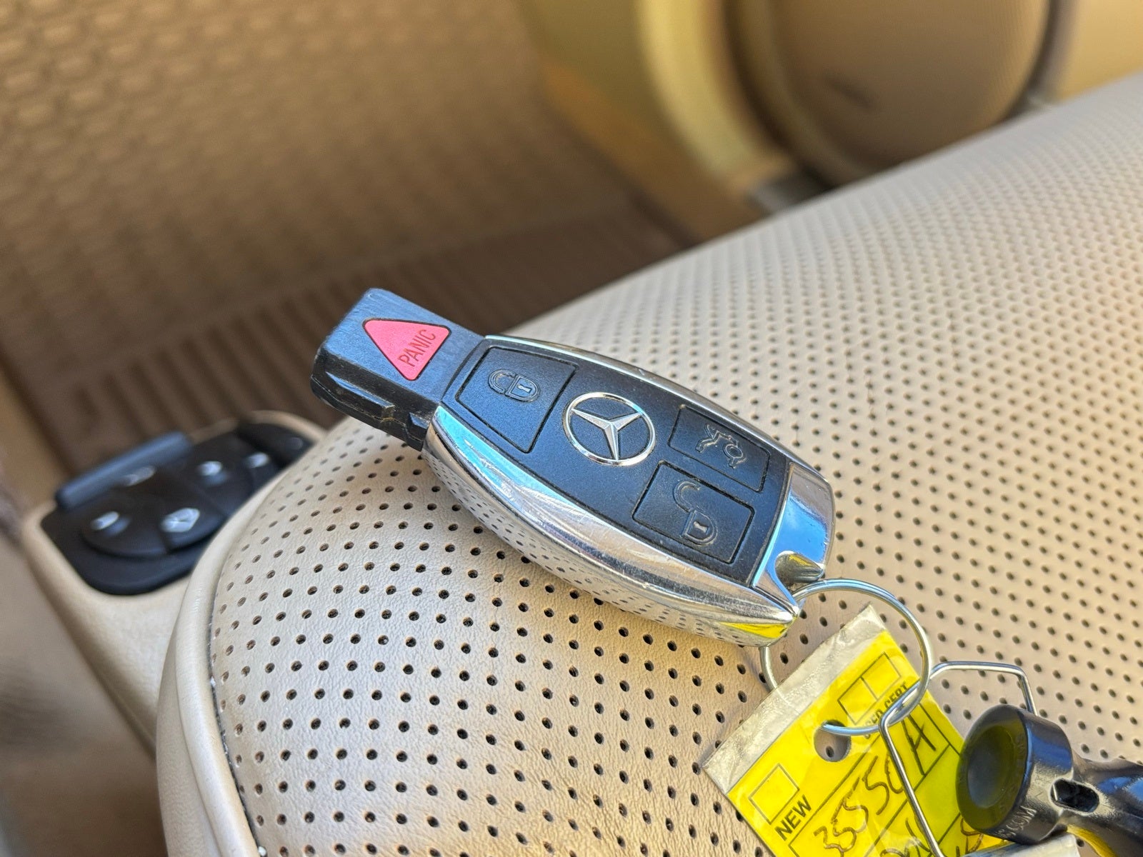 2011 Mercedes-Benz GL-Class GL 550 4MATIC®