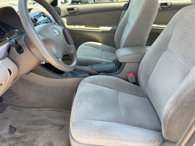 2004 Toyota Camry LE